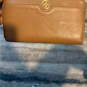 Tory Burch Brown Leather Wallet with Gold Logo
